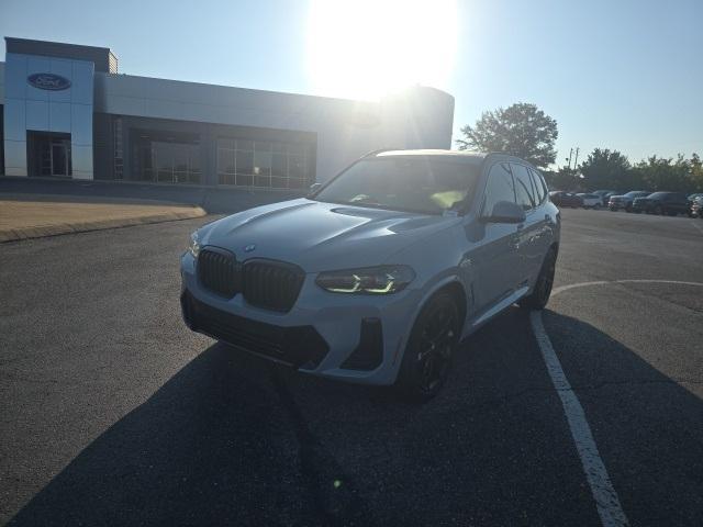 Photo of 2023 Gray Metallic BMW X3