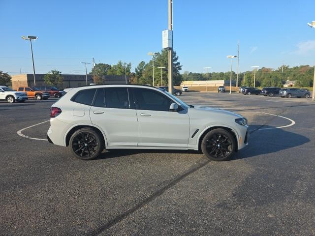 Photo of 2023 Gray Metallic BMW X3
