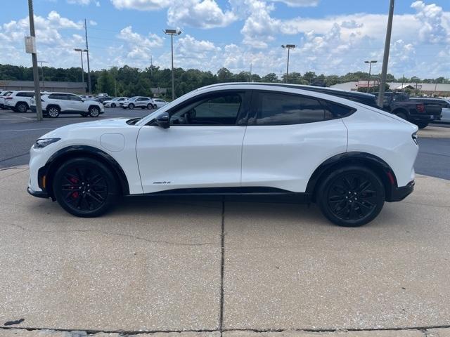 Photo of 2025 White Metallic Ford Mustang Mach-E