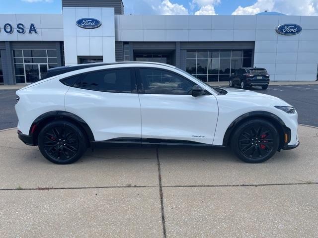 Photo of 2025 White Metallic Ford Mustang Mach-E