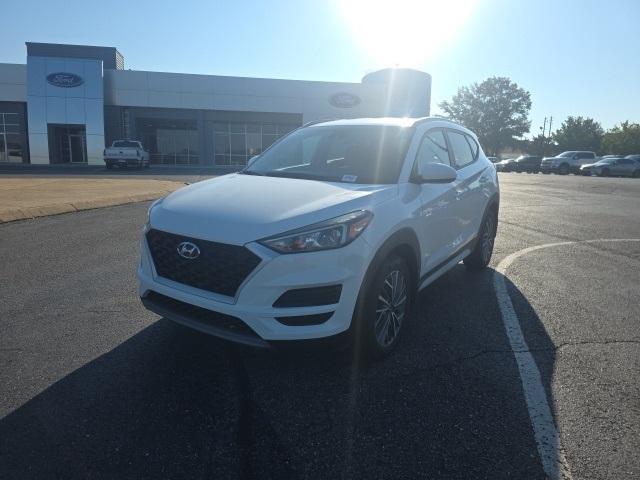 Photo of 2021 Winter White Hyundai TUCSON