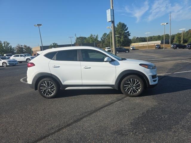Photo of 2021 Winter White Hyundai TUCSON