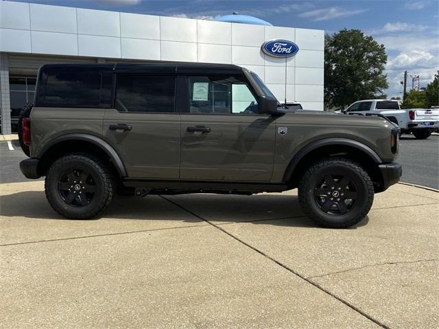 Photo of 2025 Gray Ford Bronco