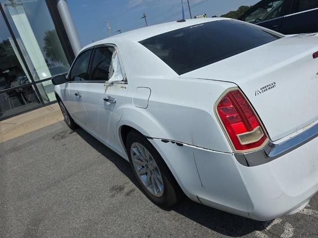Photo of 2012 Bright White Clearcoat Chrysler 300