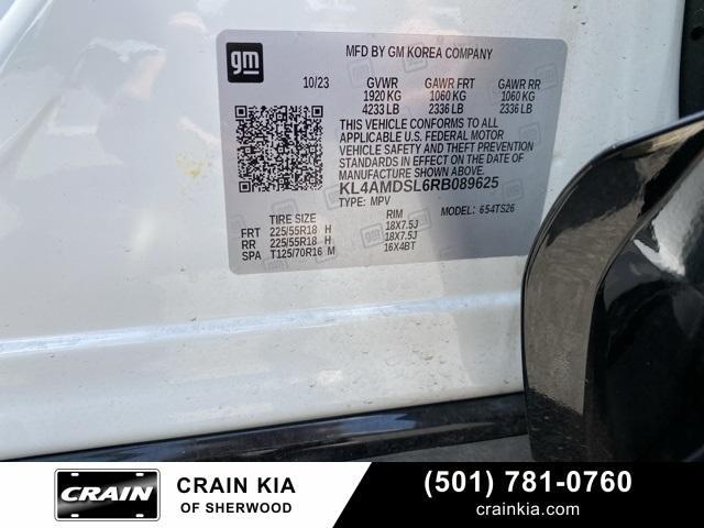 Photo of 2024 Summit White Buick Encore GX