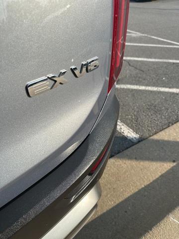 Photo of 2020 Everlasting Silver Kia Telluride