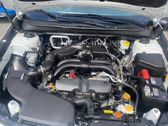Photo of 2019 Crystal White Pearl Subaru Outback