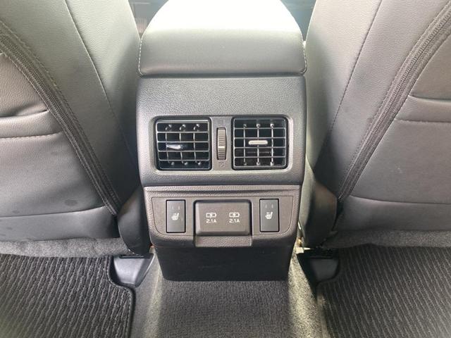 Photo of 2019 Crystal White Pearl Subaru Outback