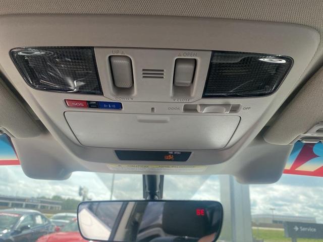 Photo of 2019 Crystal White Pearl Subaru Outback