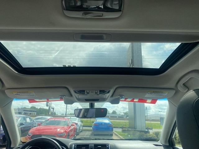 Photo of 2019 Crystal White Pearl Subaru Outback
