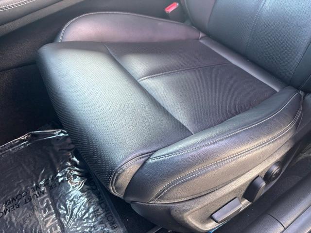 Photo of 2023 Hallasan Green Genesis G70