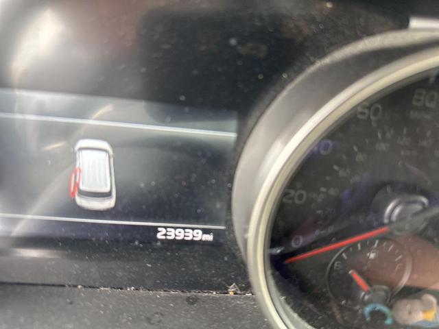 Photo of 2024 Astra Blue Kia Carnival