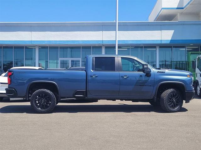 Photo of 2025 Lakeshore Blue Metallic Chevrolet Silverado 3500
