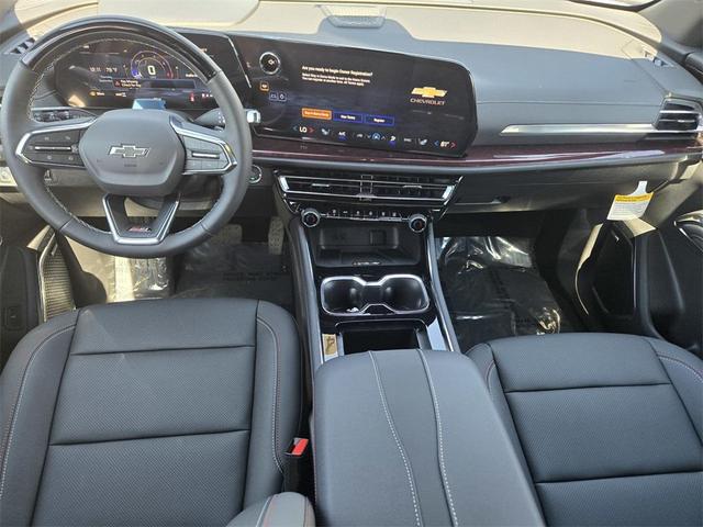 Photo of 2026 Radiant Red Tintcoat Chevrolet Traverse