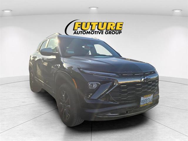 Photo of 2025 Mosaic Black Metallic Chevrolet Trailblazer