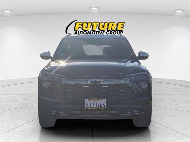 Photo of 2025 Mosaic Black Metallic Chevrolet Trailblazer