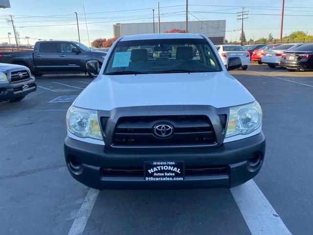 Photo of 2008 White Toyota Tacoma