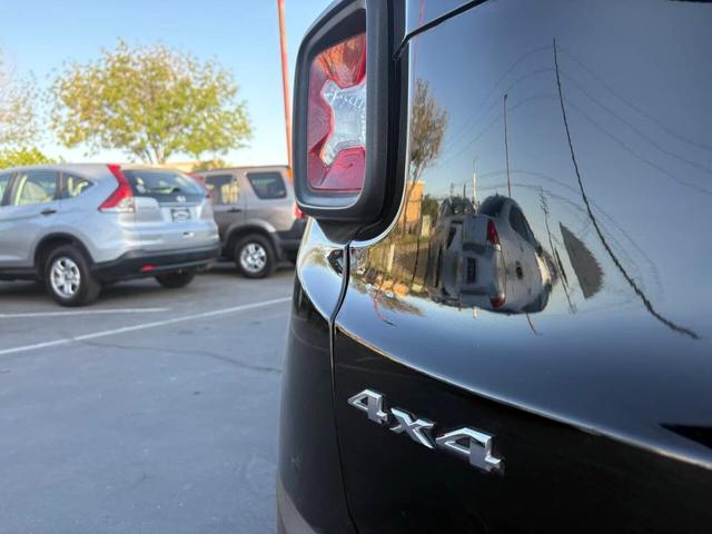 Photo of 2018 Black Jeep Renegade