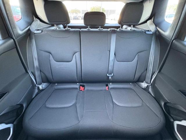 Photo of 2018 Black Jeep Renegade