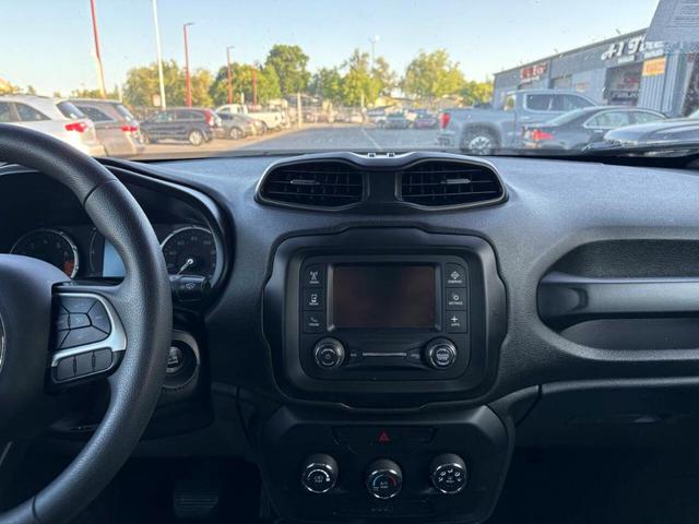 Photo of 2018 Black Jeep Renegade
