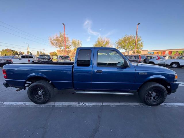 Photo of 2008 Blue Ford Ranger
