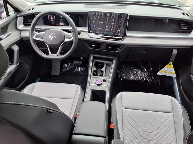 Photo of 2025 Platinum Gray Metallic Volkswagen Tiguan