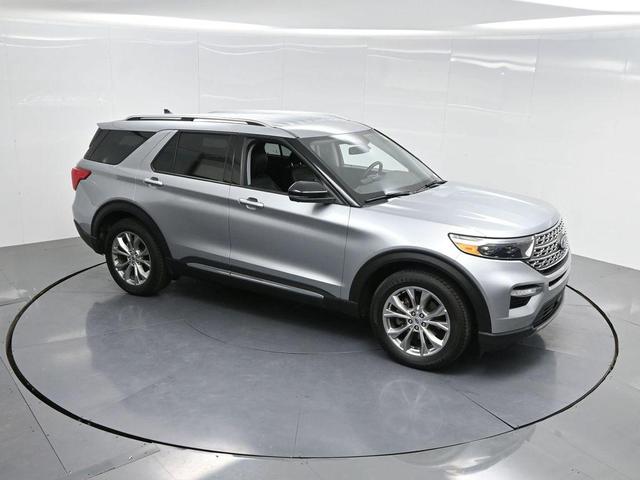 Photo of 2023 Silver Metallic Ford Explorer