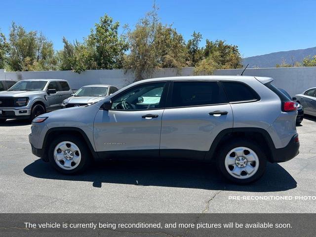 Photo of 2015 Billet Silver Metallic Clearcoat Jeep Cherokee