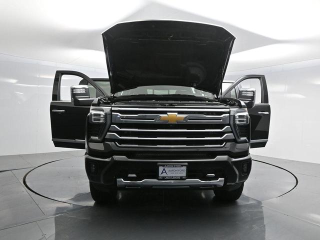 Photo of 2024 Black Chevrolet Silverado 2500