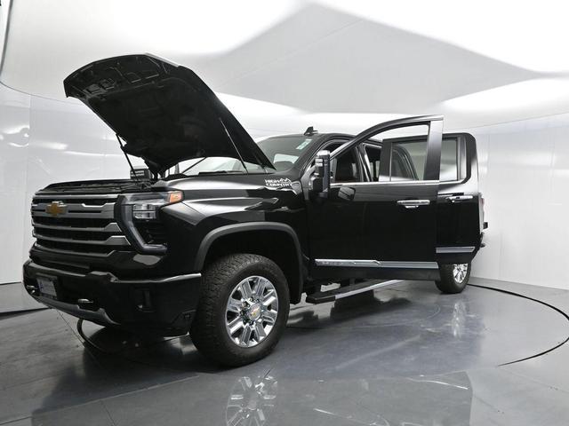 Photo of 2024 Black Chevrolet Silverado 2500