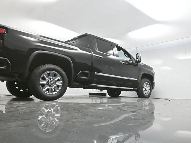Photo of 2024 Black Chevrolet Silverado 2500