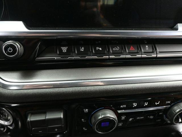 Photo of 2024 Black Chevrolet Silverado 2500
