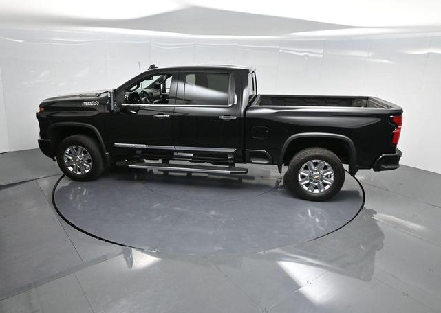 Photo of 2024 Black Chevrolet Silverado 2500