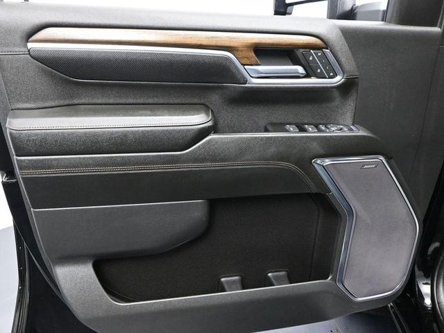 Photo of 2024 Black Chevrolet Silverado 2500