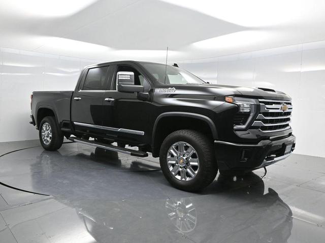 Photo of 2024 Black Chevrolet Silverado 2500