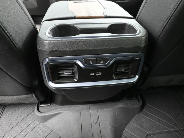 Photo of 2024 Black Chevrolet Silverado 2500