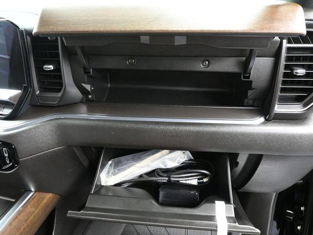 Photo of 2024 Black Chevrolet Silverado 2500