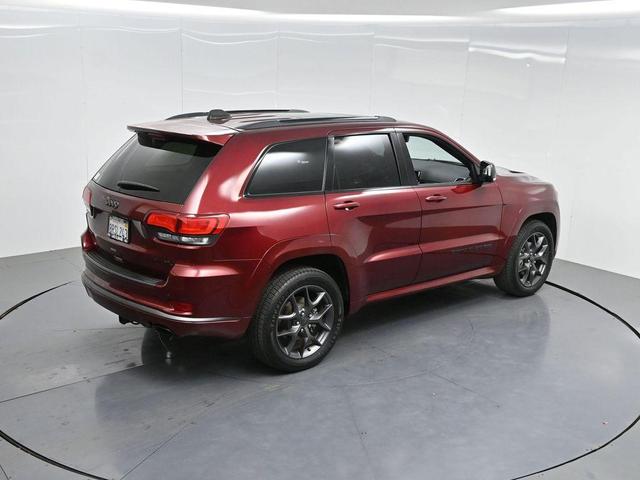 Photo of 2020 Velvet Red Pearlcoat Jeep Grand Cherokee