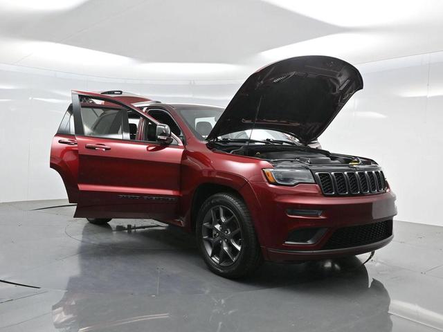 Photo of 2020 Velvet Red Pearlcoat Jeep Grand Cherokee