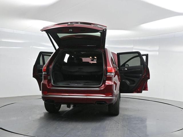 Photo of 2020 Velvet Red Pearlcoat Jeep Grand Cherokee