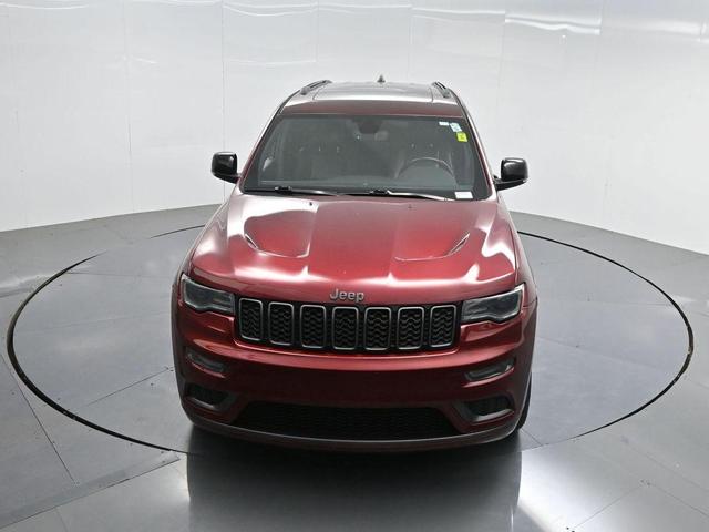Photo of 2020 Velvet Red Pearlcoat Jeep Grand Cherokee