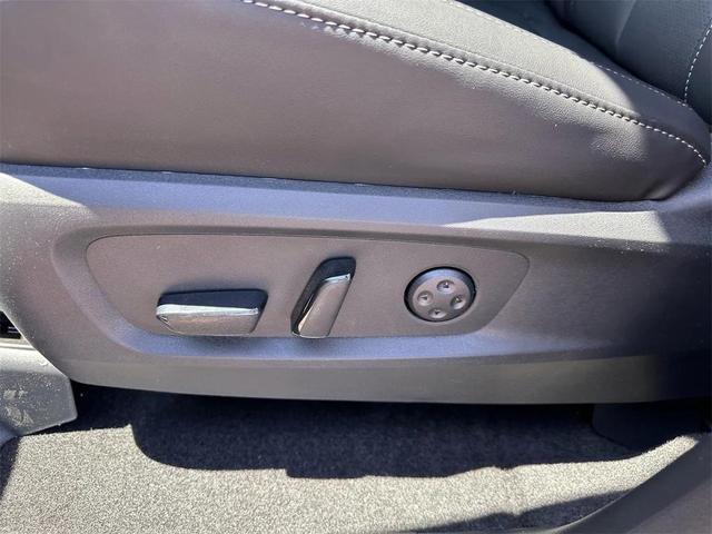 Photo of 2025 Mineral Black INFINITI QX60