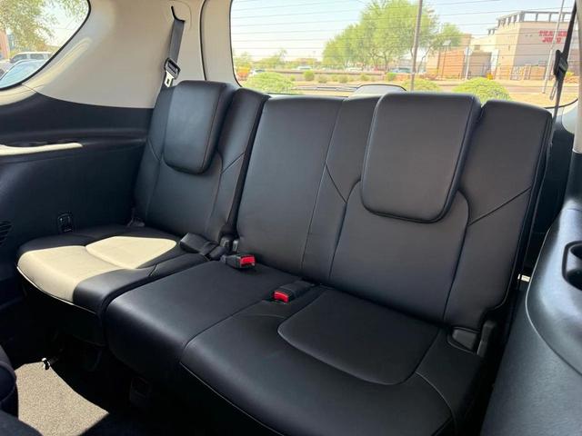 Photo of 2024 Aspen White Tricoat Nissan Armada