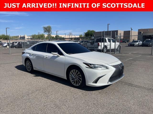 2019 Lexus Es 300h