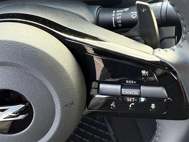 Photo of 2025 Black Diamond Pearl Nissan Z