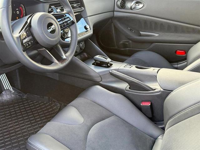 Photo of 2025 Black Diamond Pearl Nissan Z