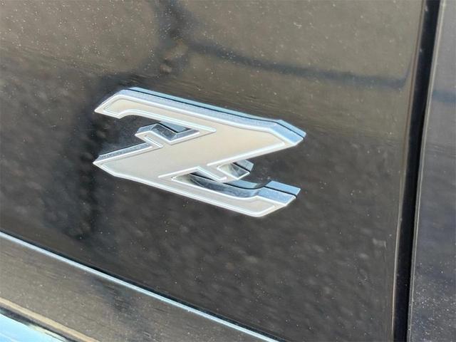 Photo of 2025 Black Diamond Pearl Nissan Z