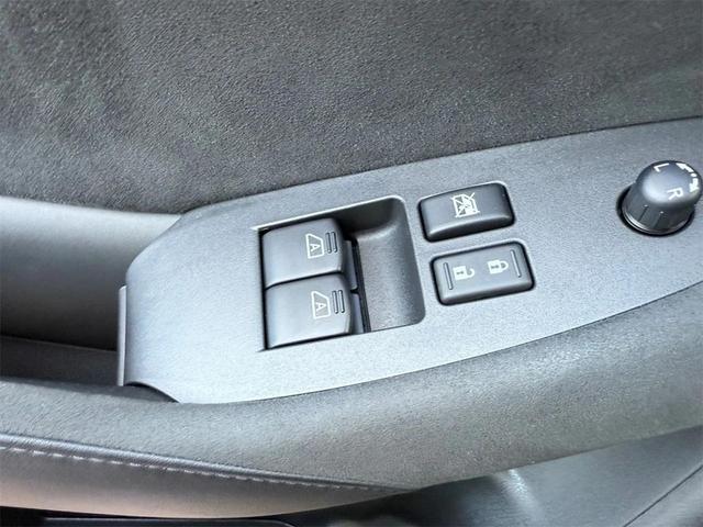 Photo of 2025 Black Diamond Pearl Nissan Z