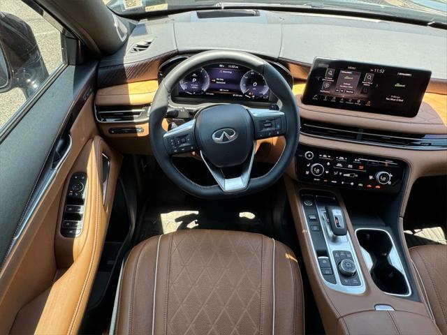 Photo of 2025 Mineral Black INFINITI QX60