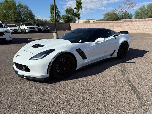 Photo of 2016 Arctic White Chevrolet Corvette